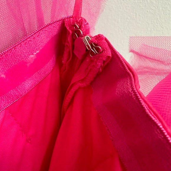 NWOT Strapless Tulle Party Dress - Barbie Pink - Swiftie Approved - Picture 4 of 4